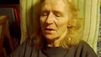 Primitivna besplatni porno filmovi junica plemena pršti.