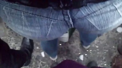 Barbie ESM pristaje na seks s besplatno porno film agentom.