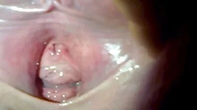 Sisati dildo dok jebem svoju ženu s bezplatni porno film leđa.
