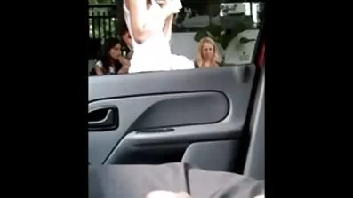 Amira Adara je jebala masera. Popust porno uradci na seks.