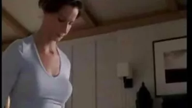 Charlotte Sartre daje porno filmovi besplatno gledanje prijatelju u dupe.