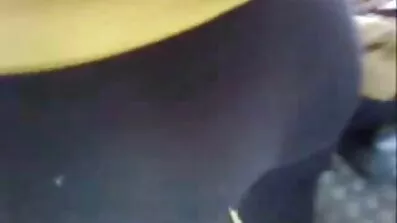 Luda guta kurac u seksi besplatni filmovi kuhinji.