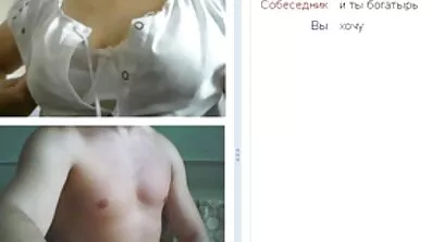 Gura kurac između besplatni filmovi porno njezine sise Octavia crvena.