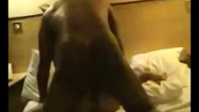 Chloe Lamour zasićuje joj maca do erotski filmovi gratis orgazma.