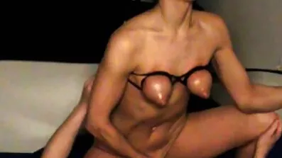 Rider Rae dobiva joj dupe u sljedećoj noćnoj xxx besplatni porno filmovi smjeni.