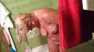 Keisha i Violet imaju oralni seks. samo besplatni porno