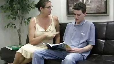 Poljubi mi jaja i jebi me. besplatno porno filmovi