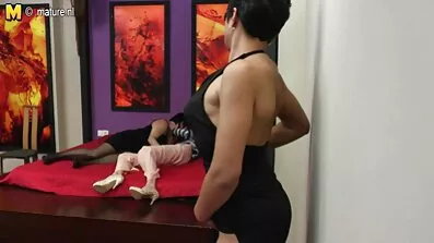 Paola besplatniseksi filmovi tvrdi i njezin Double penetration u vrtu.