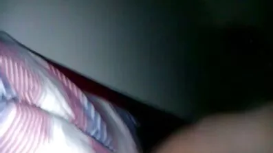 Cimerica u studentskom domu jebe djevojku koja se oporavlja. kratki besplatni porno filmovi