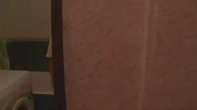 Emilia seksi film besplatni zeko prekriži noge tijekom jebanja.