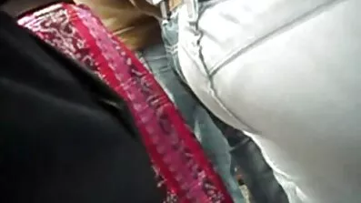 Dao sam prijatelju lijepo donje rublje, ali besplatni sexi filmovi nisam imao pristup pički.