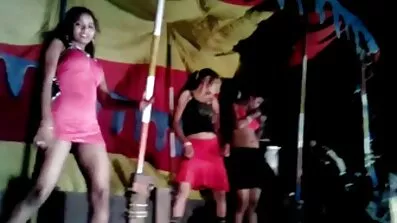 Sasha Rose dobiva besplatni porno filmovi analnu masažu.