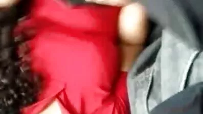 Čovjek jebe erotski besplatni film lutku nakon upoznavanja.
