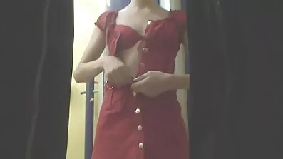 Veliki kurac crni čovjek u naočalama i besplatni porno filmovi lezbejke ždrijela Jennifer Mendes.
