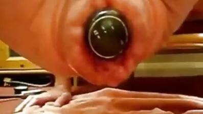 Sranje kurac i jaja-derište cumshot. besplatni porno filmovi za odrasle