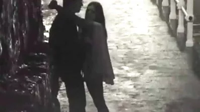Djevojka free erotski filmovi ima seks s Negritosima.