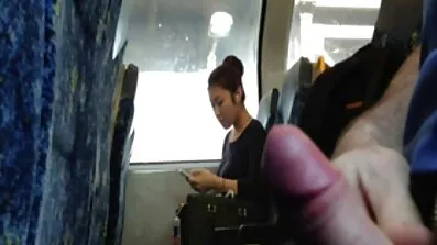 Uspio sam skinuti besplatan porno film penis prije nego što je bio na Internetu.