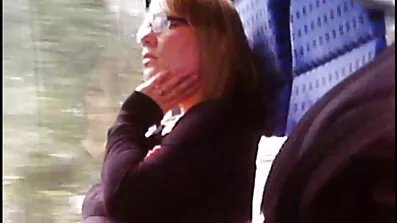Brineta Aisha uzela je amaterski porno filmovi džentlmenski kurac.