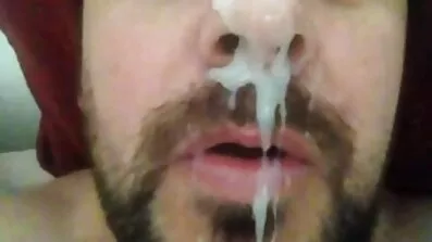 Gia besplatan porno film jebanje s administratorom bara.