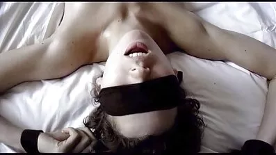 Dovoljan je samo jedan domaći besplatni porno filmovi dodir i doći će do prerane ejakulacije!.