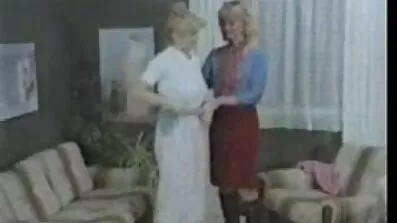Christian je jebao susjeda domaći besplatni porno filmovi u kuhinji.
