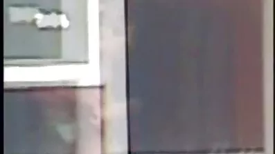 Mecks je porno filmovi besplatno gledanje jebao maćehu.
